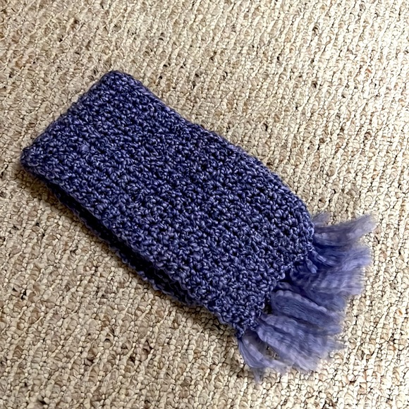 🟪Women’s handmade, crocheted purple frayed scarf, brand new. - Picture 8 of 8
